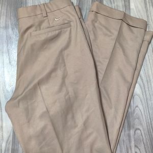 EUC Men’s Nike Dri Fit Golf Pants size Medium Tan